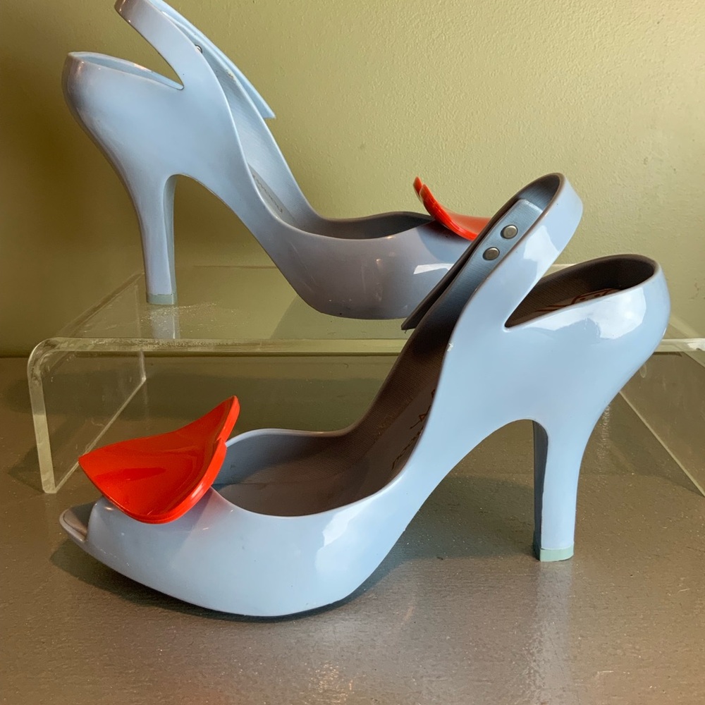 Vivienne Westwood Anglomania Slingback Peep-Toe with Red Heart Accents 8 - Picture 5 of 6